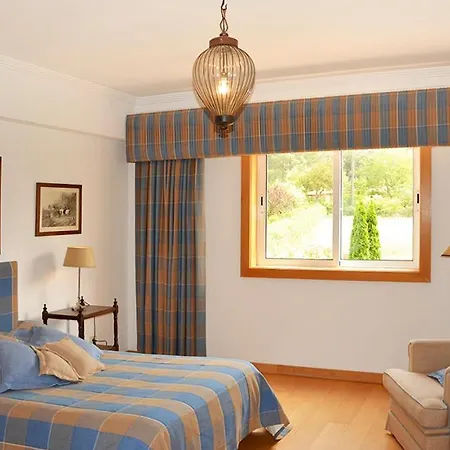 Quinta Do Chaparro Sleeps 12 Pool Wifi